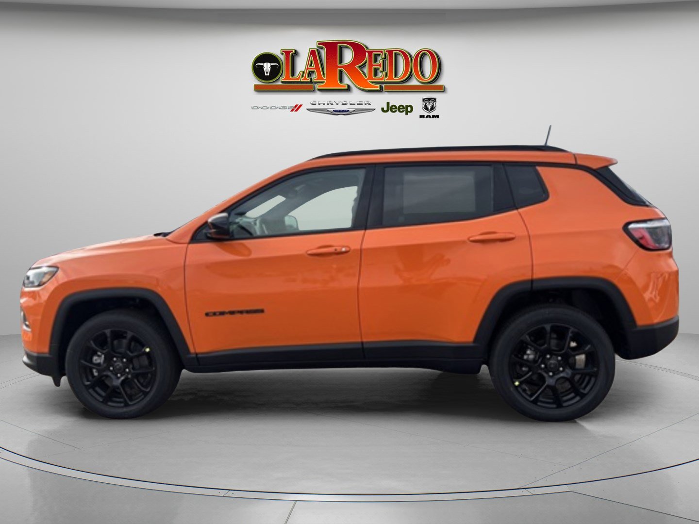 2026 Jeep Compass Latitude photo 4