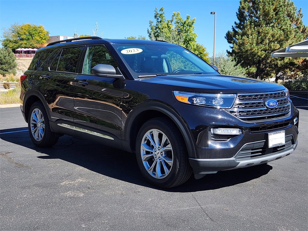 2023 Ford Explorer XLT photo 4