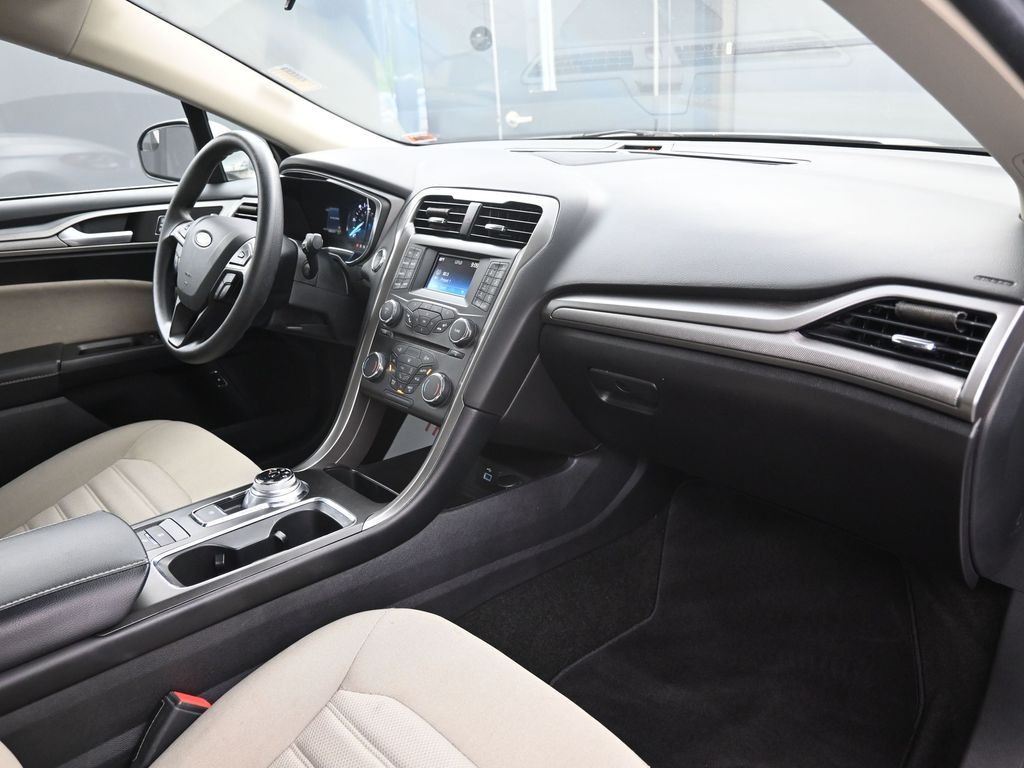 2018 Ford Fusion Hybrid S photo 43