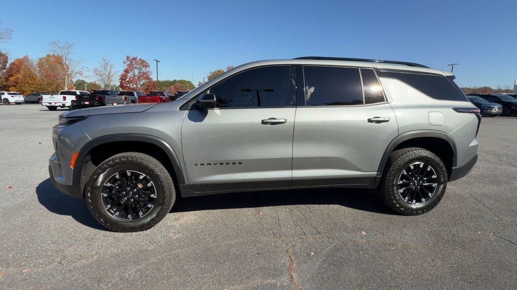 2024 Chevrolet Traverse Z71 photo 3