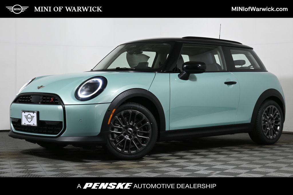 2026 MINI Hardtop 2 Door S's photo