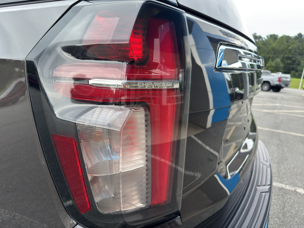 2021 Chevrolet Tahoe Premier photo 4