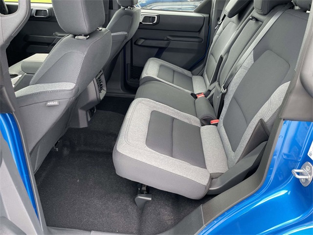 2025 Ford Bronco Base photo 6