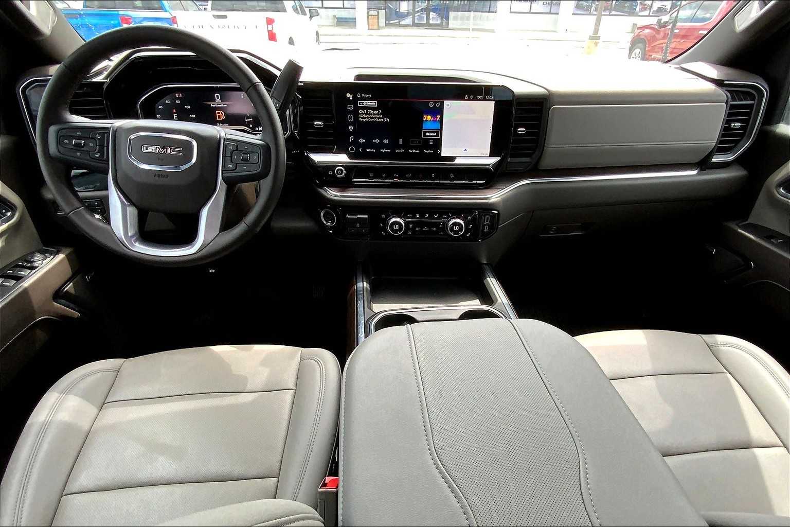 2024 Gmc Sierra HD SLT photo 14