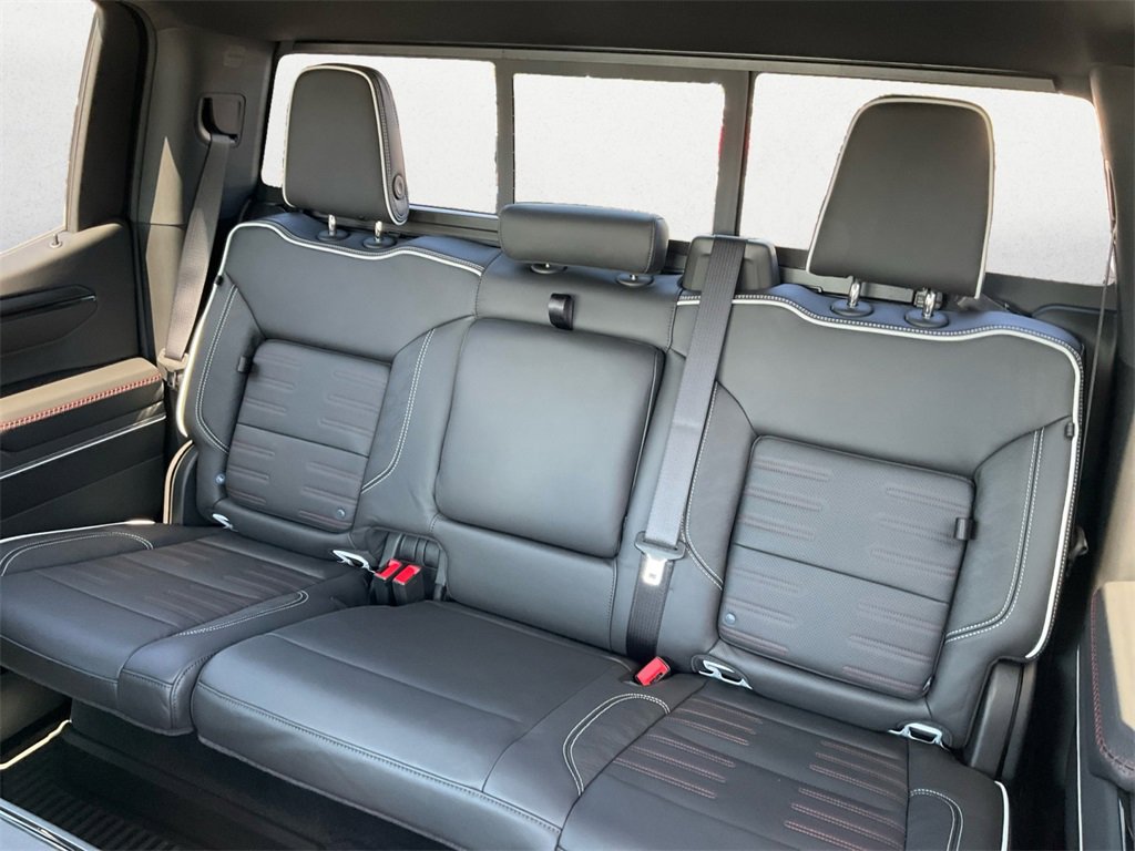 2025 Gmc Sierra 1500 AT4X photo 9