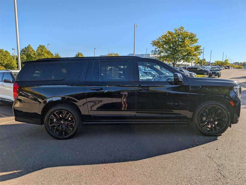 2023 Gmc Yukon XL Denali photo 4