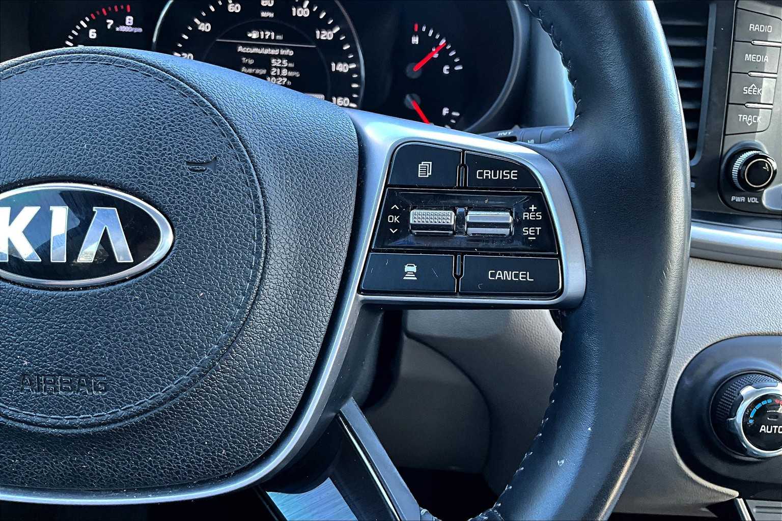2020 Kia Sorento EX V6 photo 22