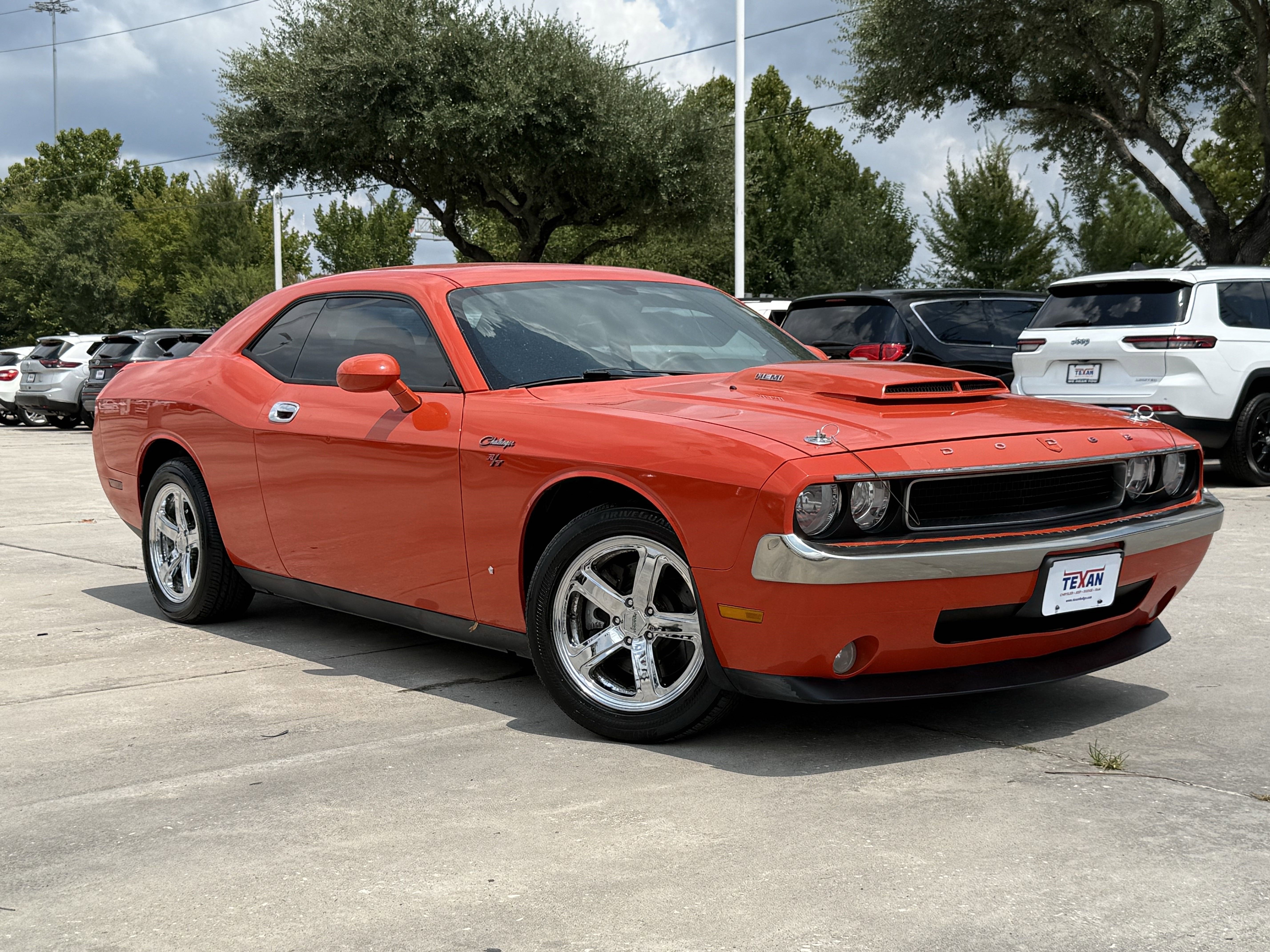 Used 2010 Dodge Challenger R/T with VIN 2B3CJ5DT5AH278161 for sale in Humble, TX