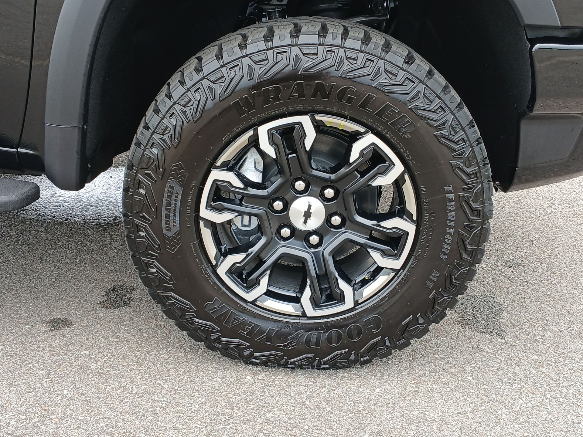 2025 Chevrolet Silverado 1500 ZR2 photo 31