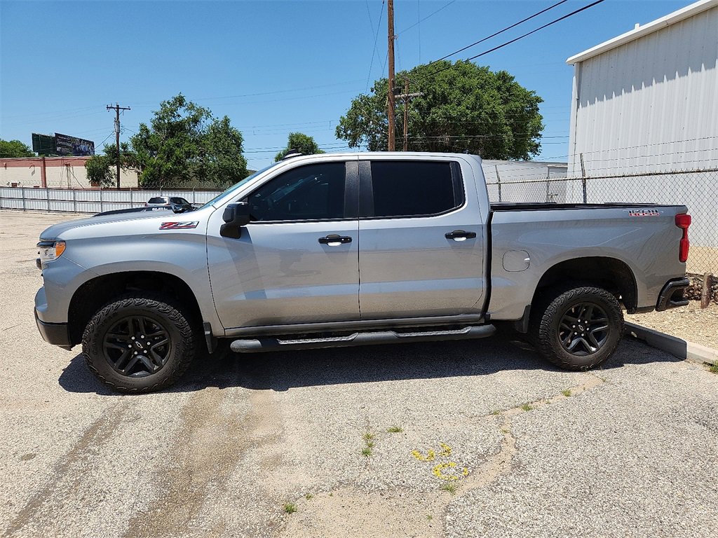 2023 Chevrolet Silverado 1500 LT Trail Boss photo 2