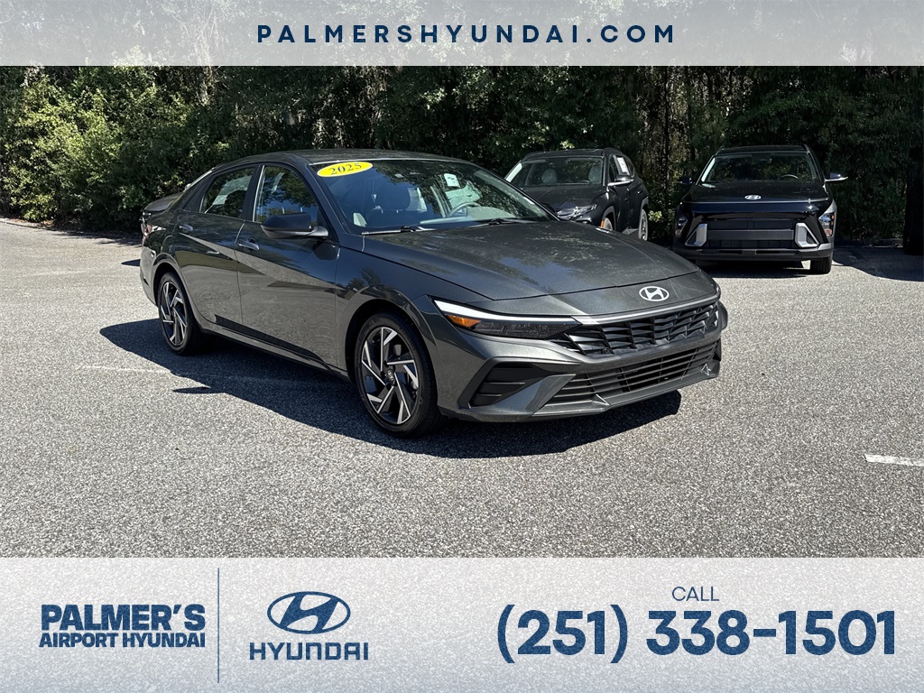 2025 Hyundai Elantra SEL's photo
