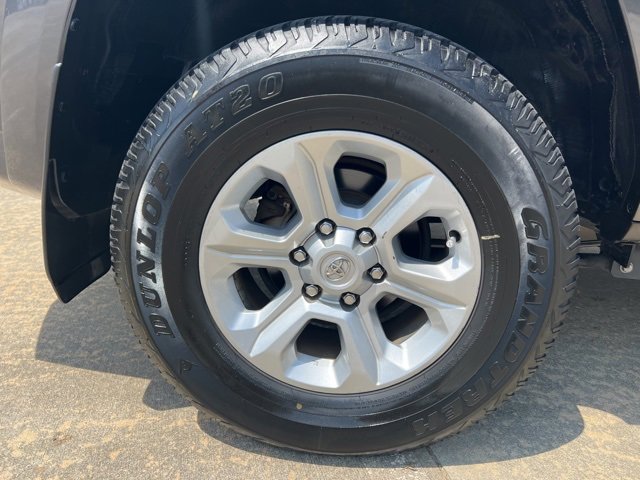 2022 Toyota 4Runner SR5 Premium photo 35
