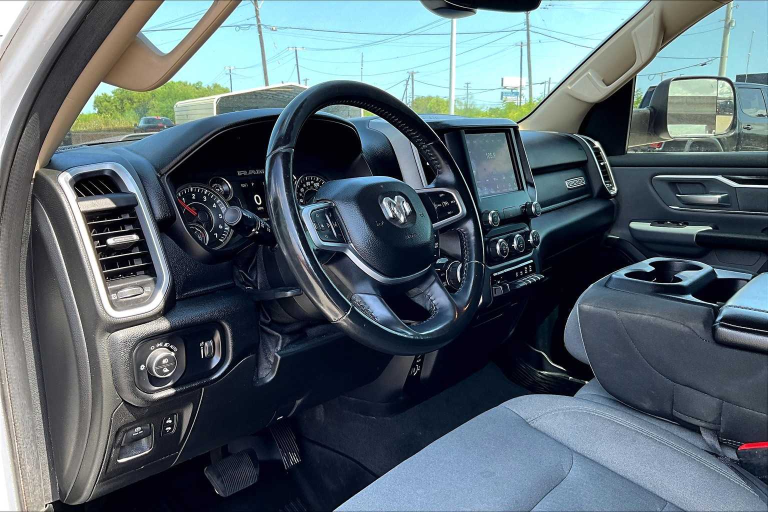 2020 Ram 1500 Big Horn photo 16