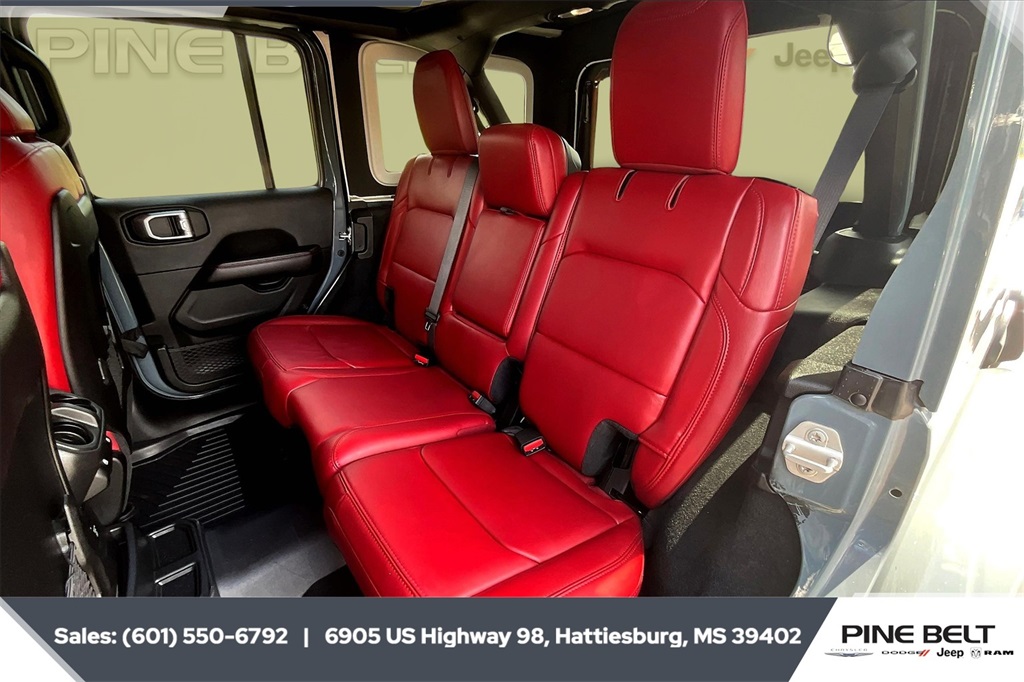 2024 Jeep Wrangler Rubicon 392 photo 17