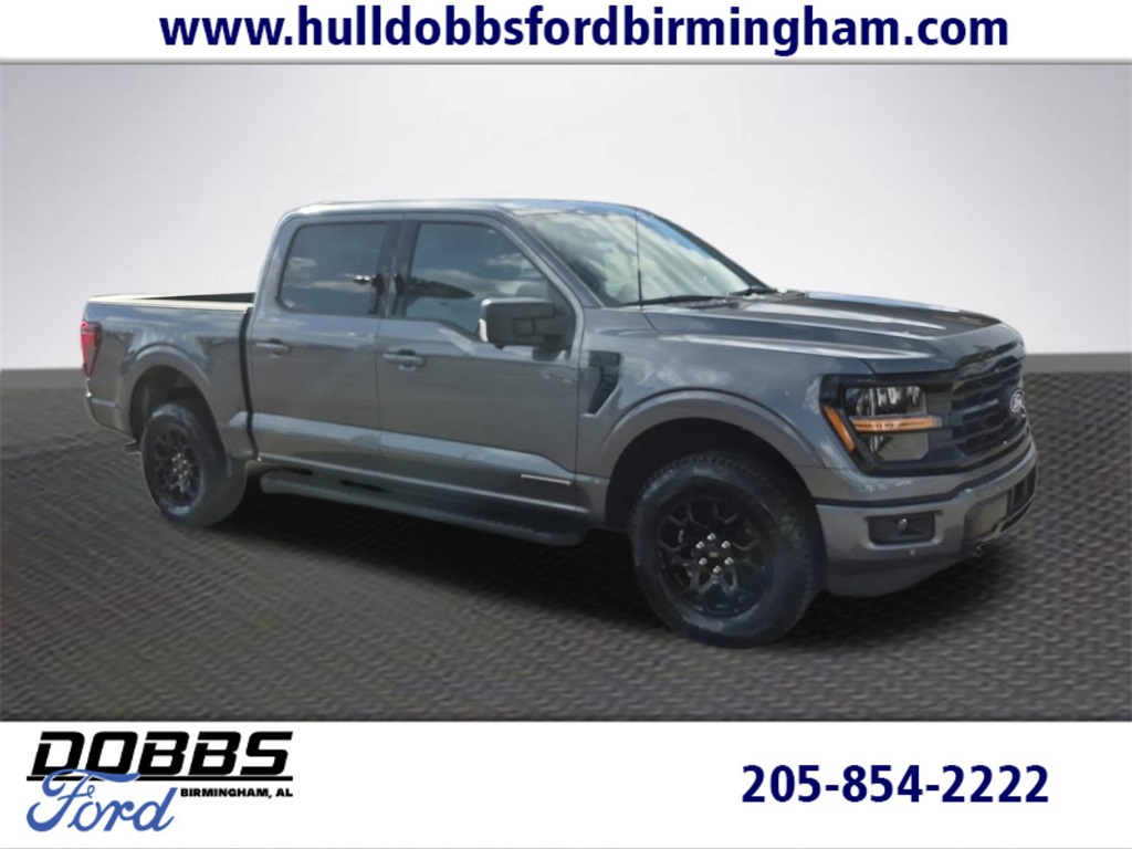 2025 Ford F-150 XLT's photo