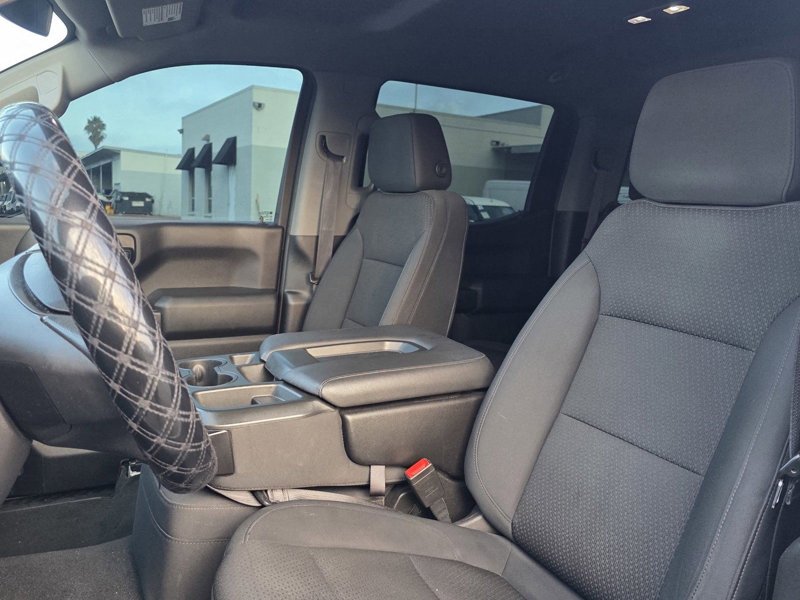 2021 Chevrolet Silverado 1500 Custom photo 18