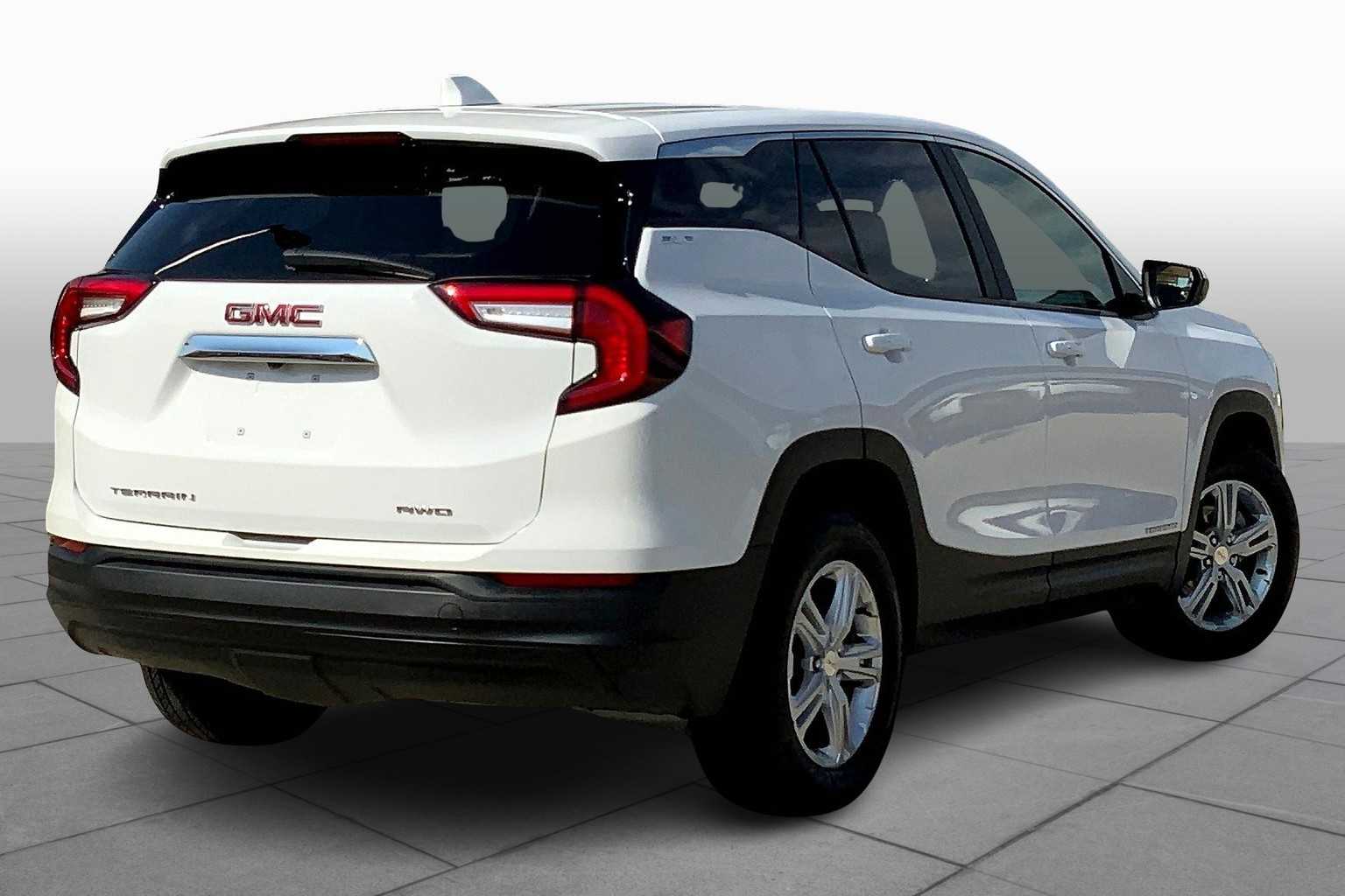 2024 Gmc Terrain SLE photo 11