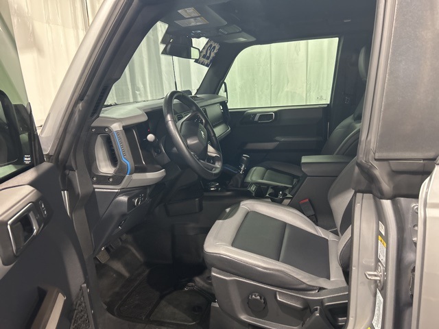 2022 Ford Bronco Black Diamond photo 7