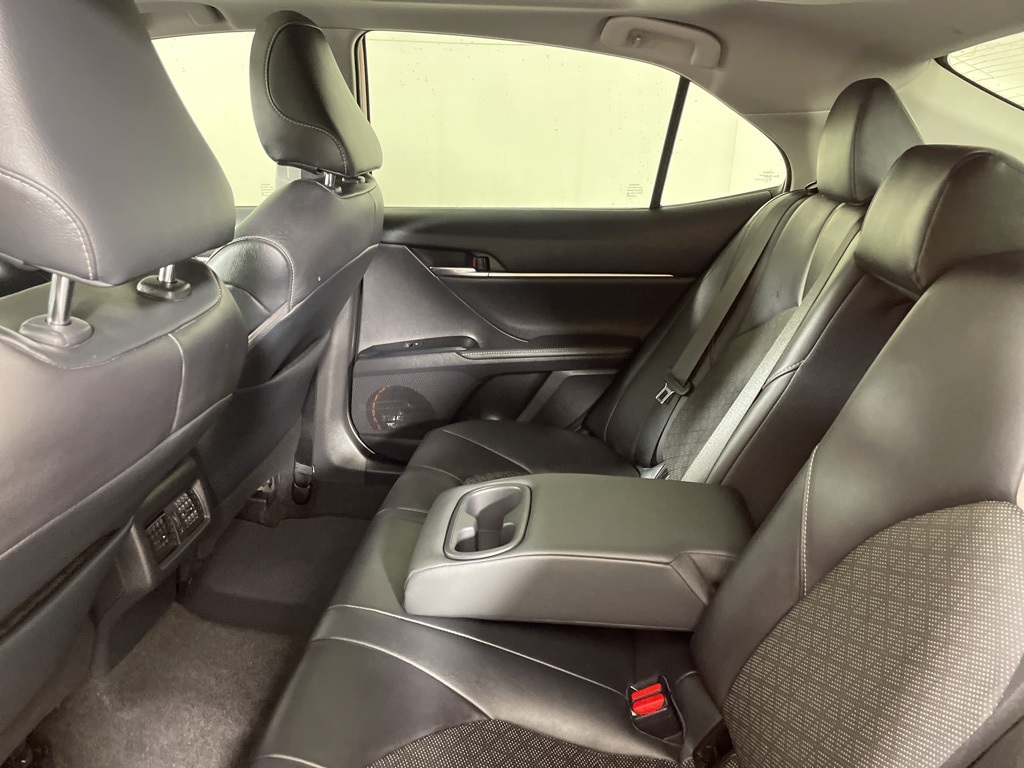 2019 Toyota Camry XSE V6 photo 34