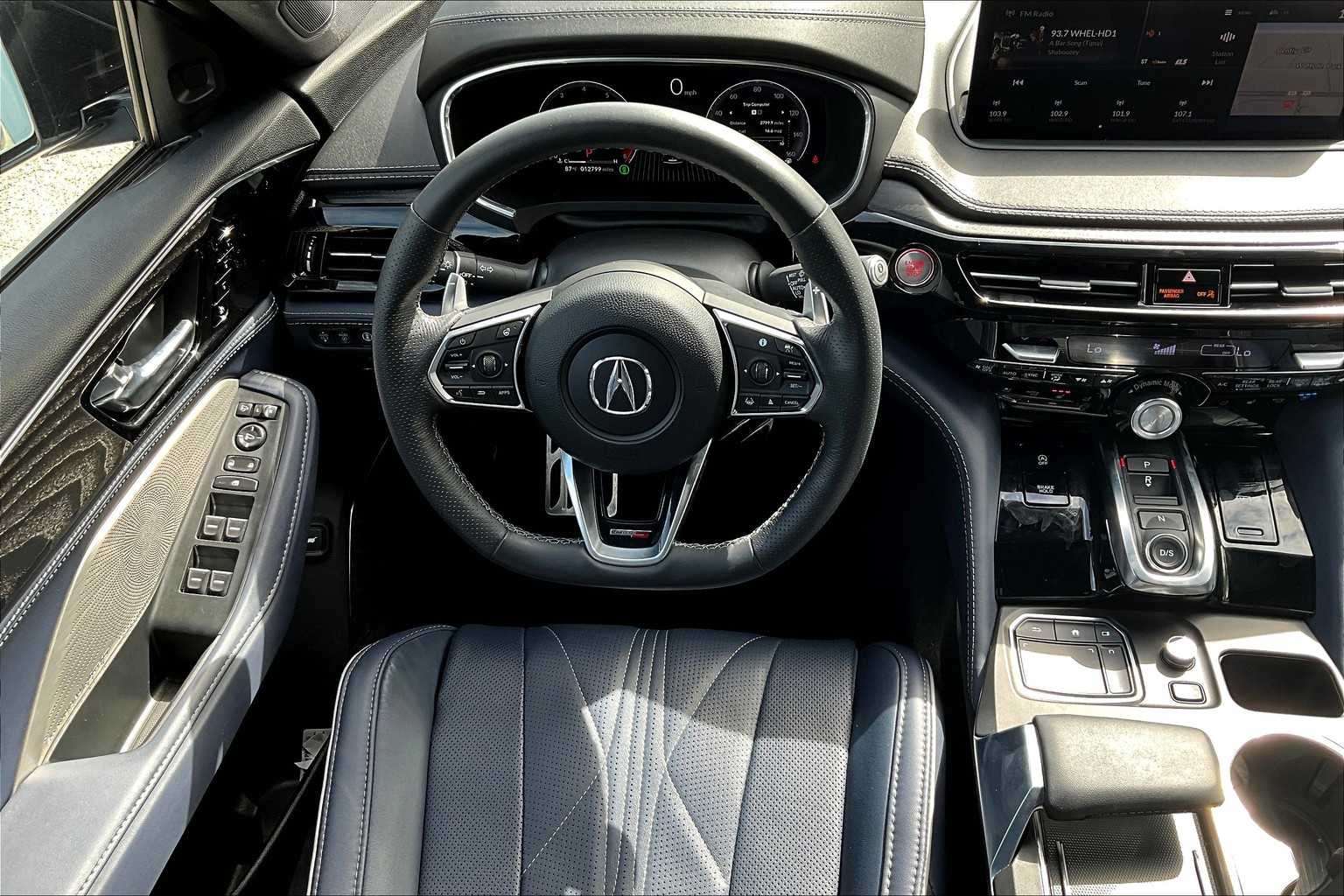 2024 Acura MDX Type S Advance photo 5