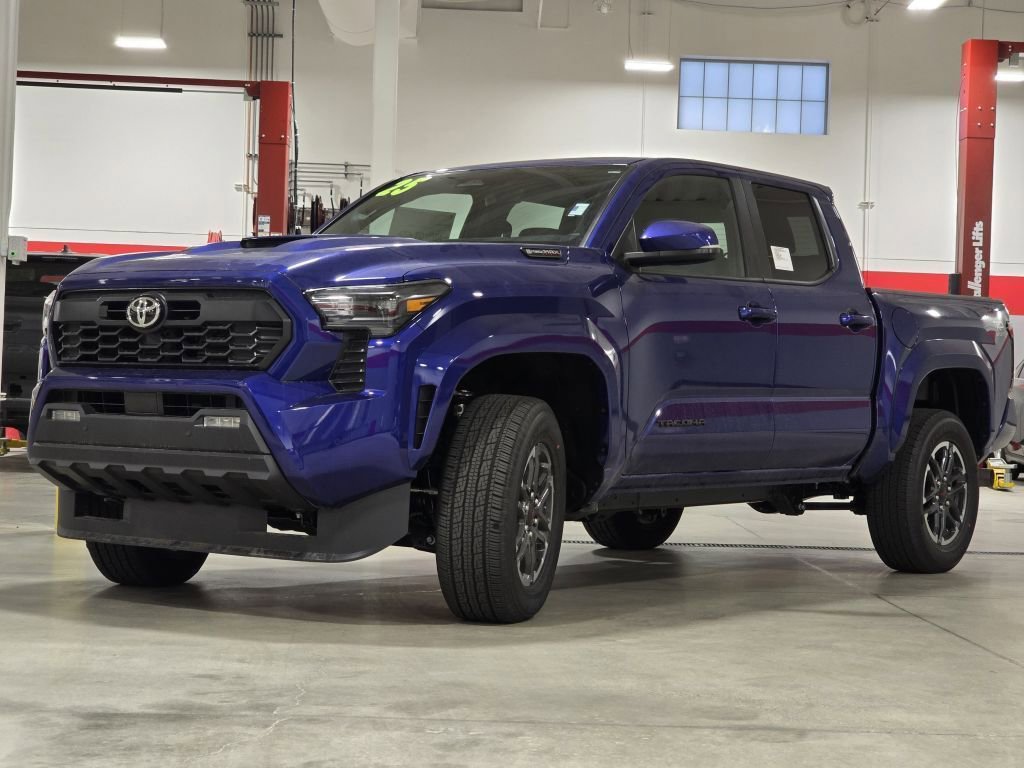 2025 Toyota Tacoma TRD Sport photo 14
