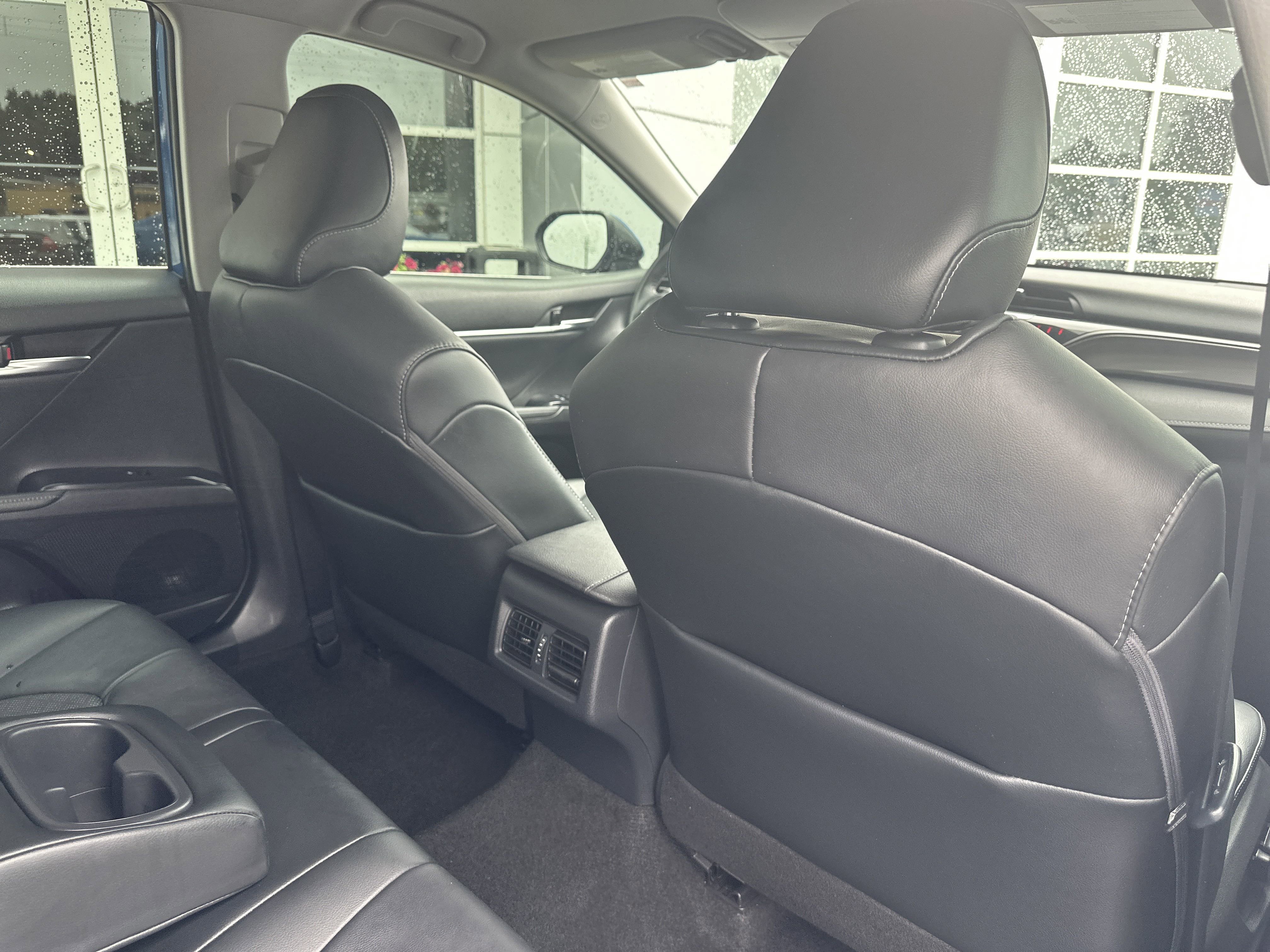 2020 Toyota Camry XSE photo 13