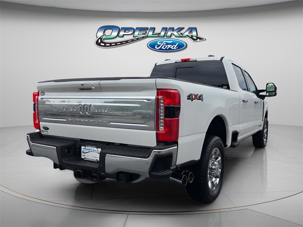 2025 Ford F-250 photo 3