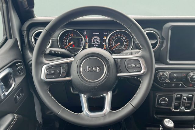 2022 Jeep Gladiator Overland photo 8