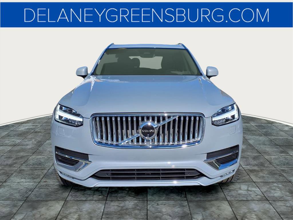 2025 Volvo XC90 B5 Plus photo 8