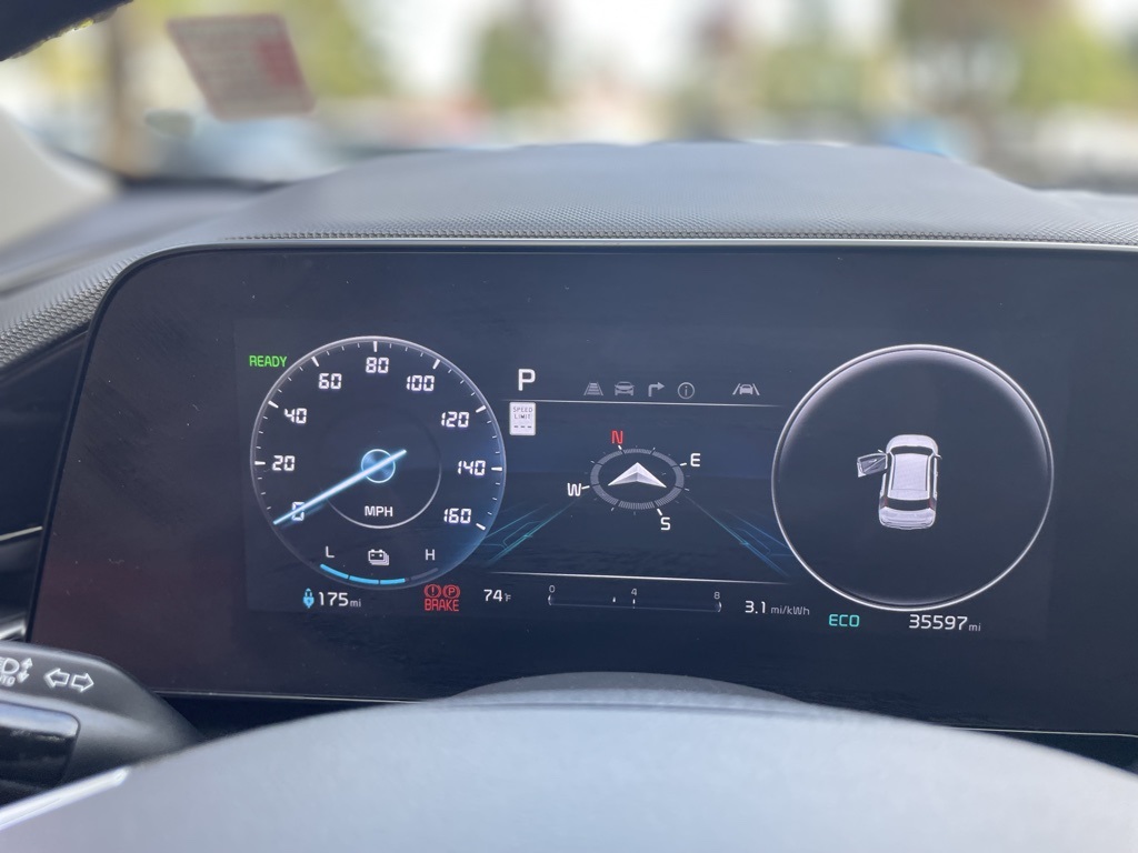 2024 Kia Niro EV Wind photo 13