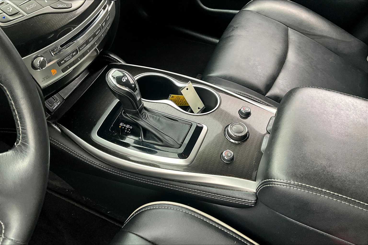 2020 Infiniti QX60 Pure photo 15
