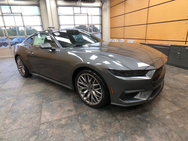 2025 Ford Mustang EcoBoost Premium's photo