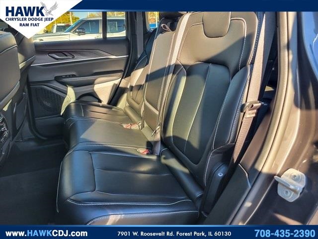 2024 JEEP GRAND CHEROKEE - Image 10