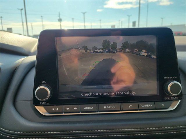 2022 Nissan Rogue SV photo 32