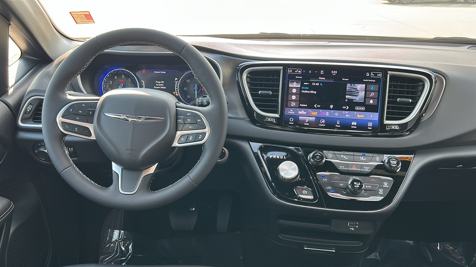 2026 Chrysler Voyager LX photo 13