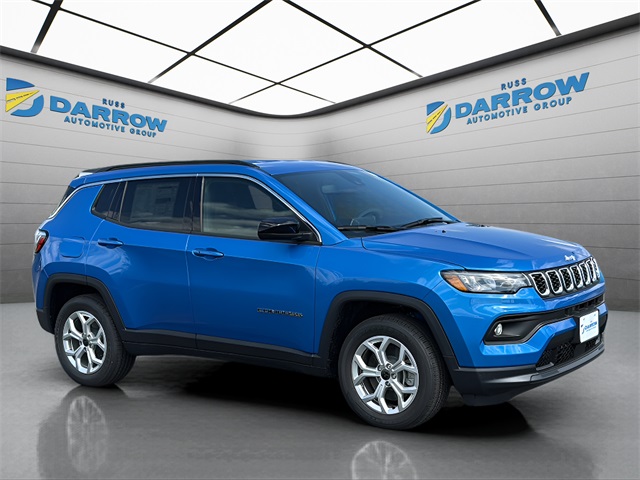 2025 Jeep Compass Latitude photo 2