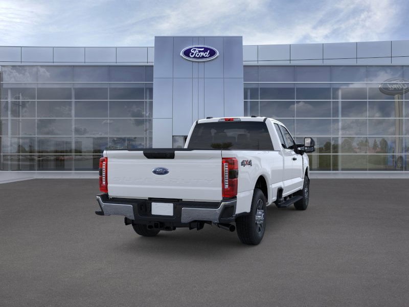 2025 Ford F-350 XLT photo 8