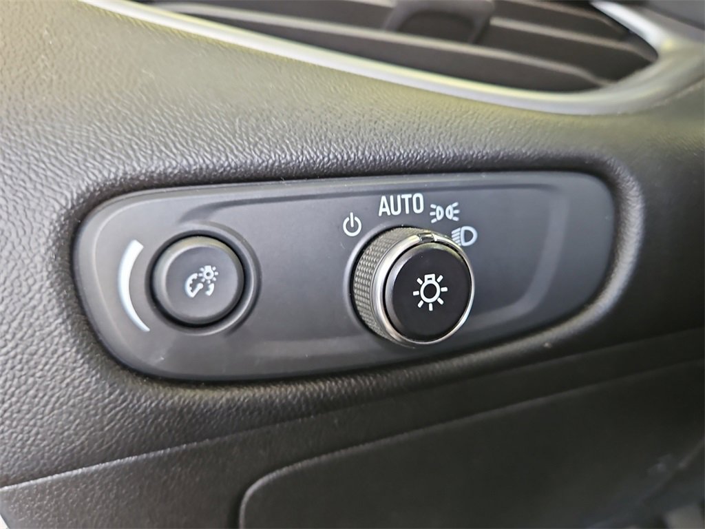 2023 Chevrolet Malibu 1LT photo 23