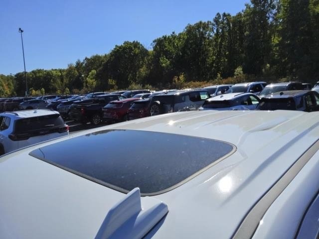 2023 Chevrolet Silverado 2500HD LTZ photo 2