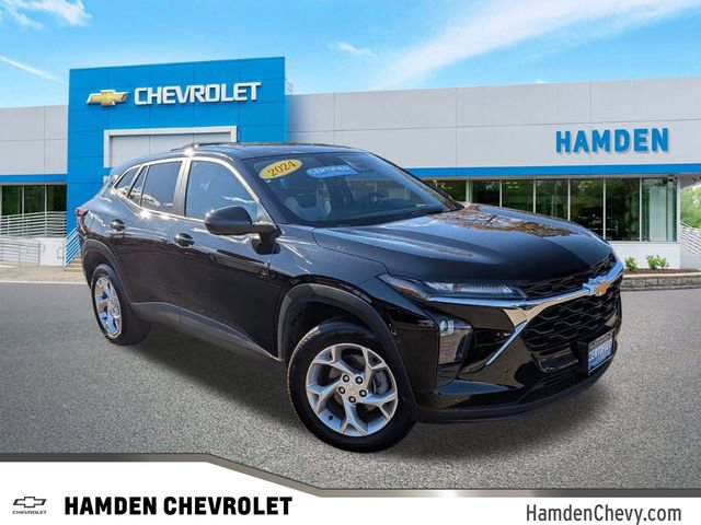 2024 Chevrolet Trax LS's photo