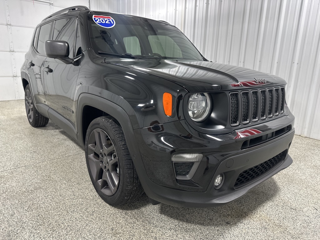 2021 Jeep Renegade Latitude photo 3