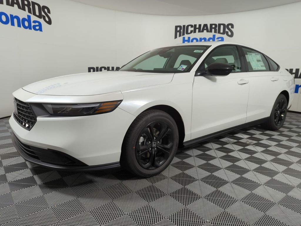 2025 Honda Accord SE's photo