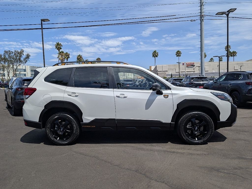 2022 Subaru Forester Wilderness photo 4