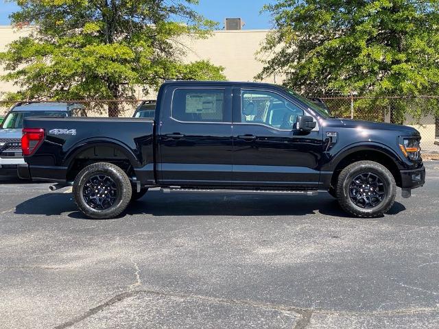 2025 Ford F-150 XLT photo 3