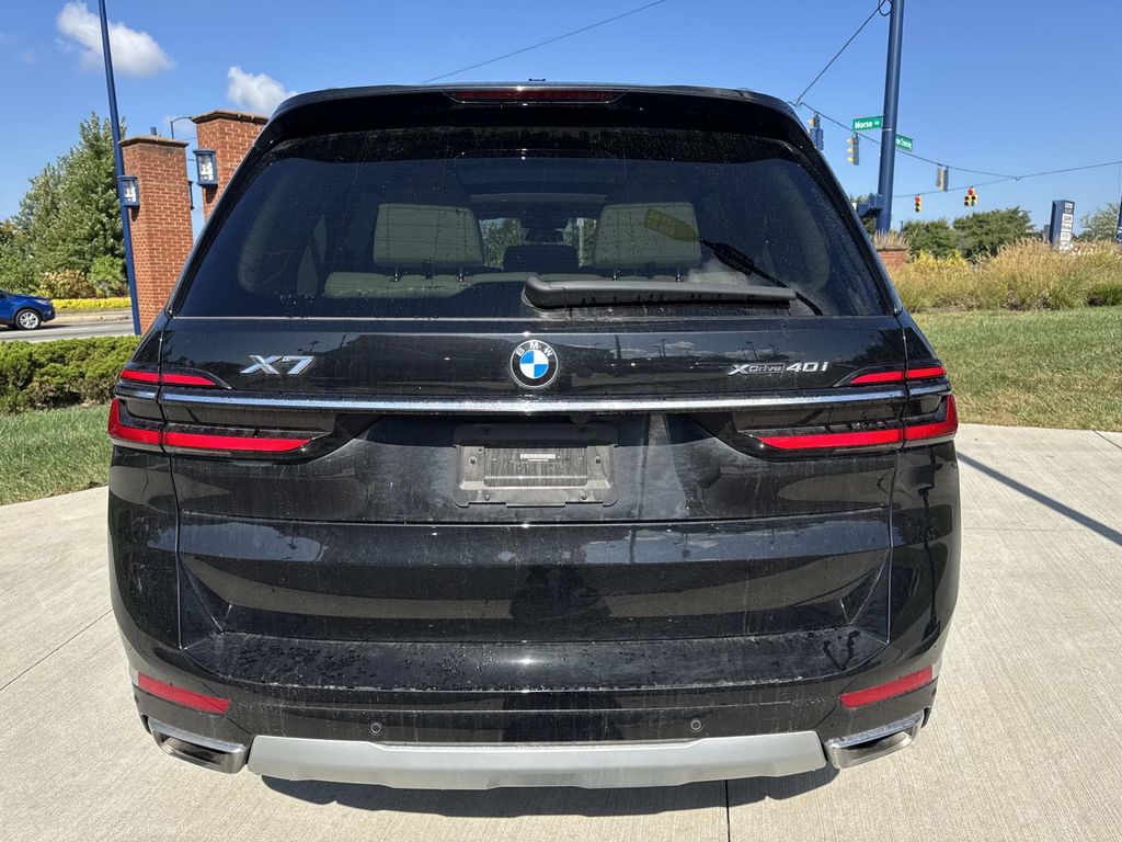 2023 Bmw X7 xDrive40i photo 4