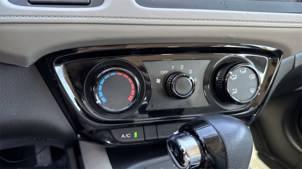 2019 Honda HR-V LX photo 48