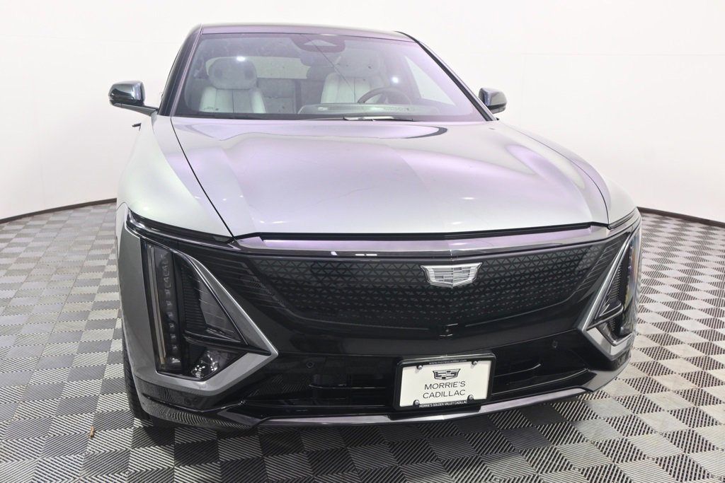 2025 Cadillac Lyriq Sport photo 8