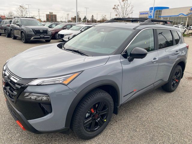 2026 Nissan Rogue SV photo 4