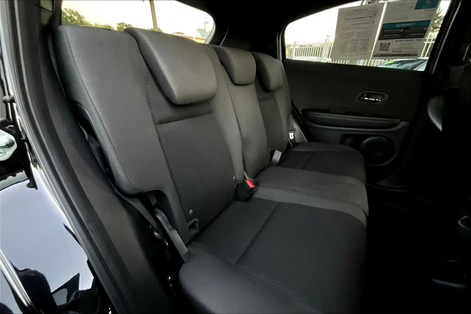 2021 Honda HR-V Sport photo 19