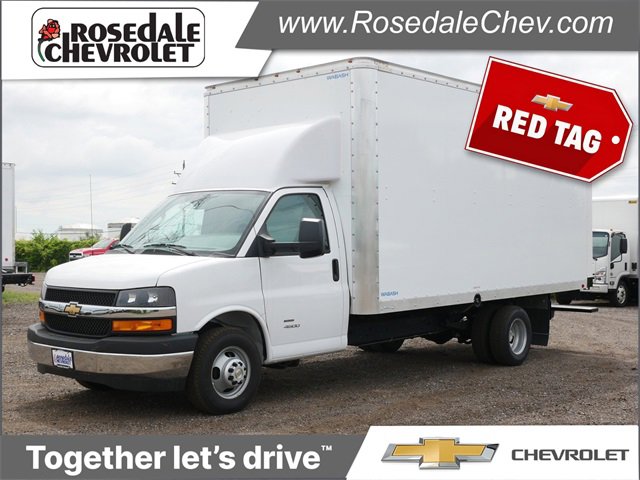 2025 Chevrolet Express Cutaway Base's photo